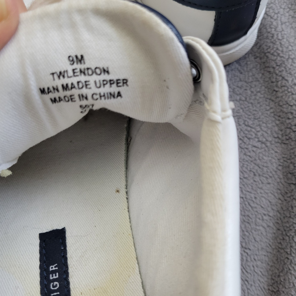 TOMMY HILFIGER LENDON Sneaker Womens 9M White Leather Red Blue Logo 5970720 - Picture 12 of 15